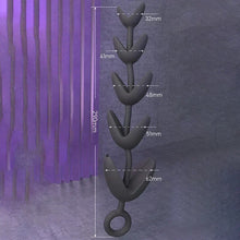 Load image into Gallery viewer, Men And Women's Extra Long Large Opening Bead Anal Plug Vestibule Anal Masturbator Alternative Toy Adult Sex Toy